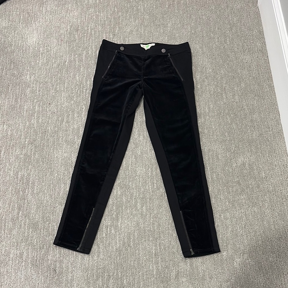 Stella McCartney Black Skinny jeans with Velvet front inlay SZ 28